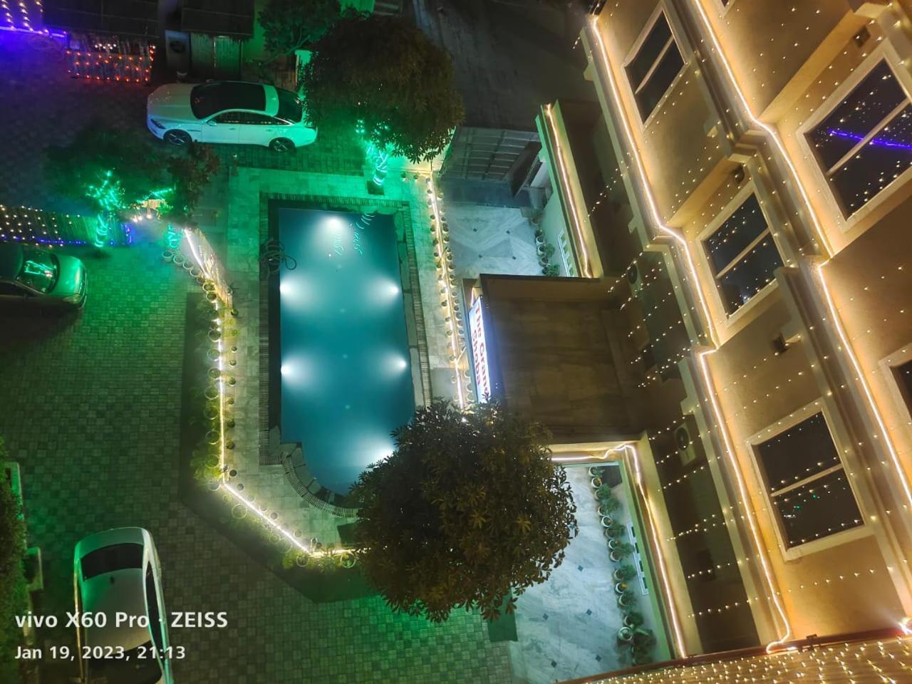 Airport The Grand Shoba Hotel 3*